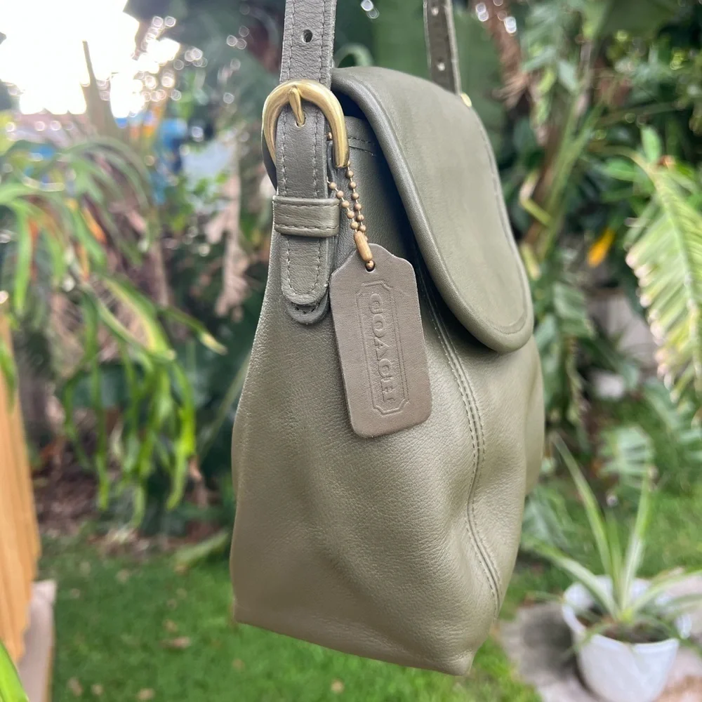 Vintage Coach Soho Small Flap Bag 4108 Loden Green Costa Rica 1998 Rare leather